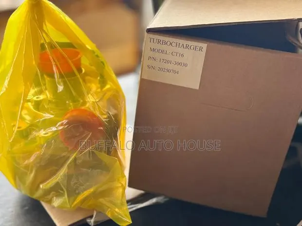 YD25 Turbo Charger · Photo 1