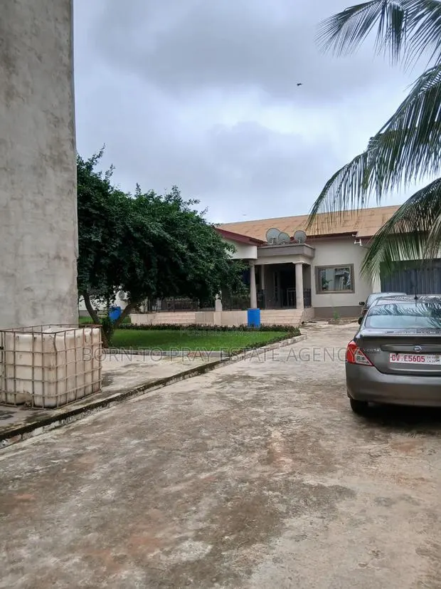 2bdrm Apartment in Born To Pray Estate, Kumasi Metropolitan for rent · Photo 1