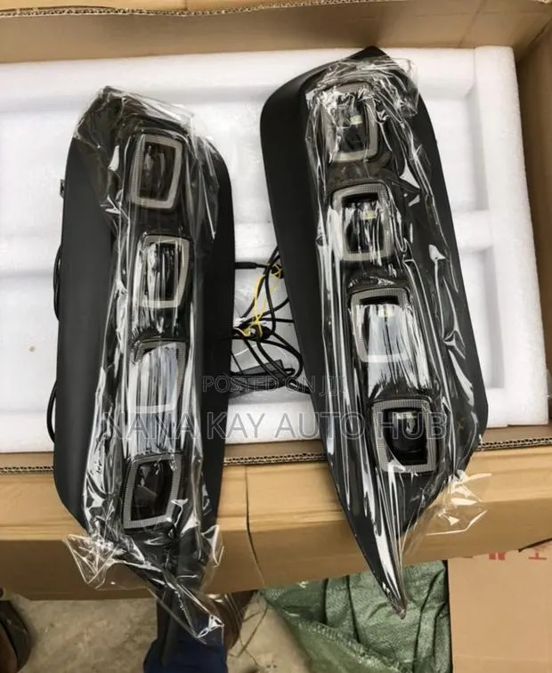 Honda Civic 2016.2017,2018, Bugatti Fog Light Covers · Photo 1