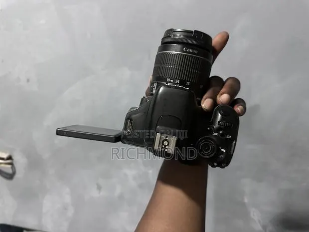 Canon Camera 600d · Photo 1