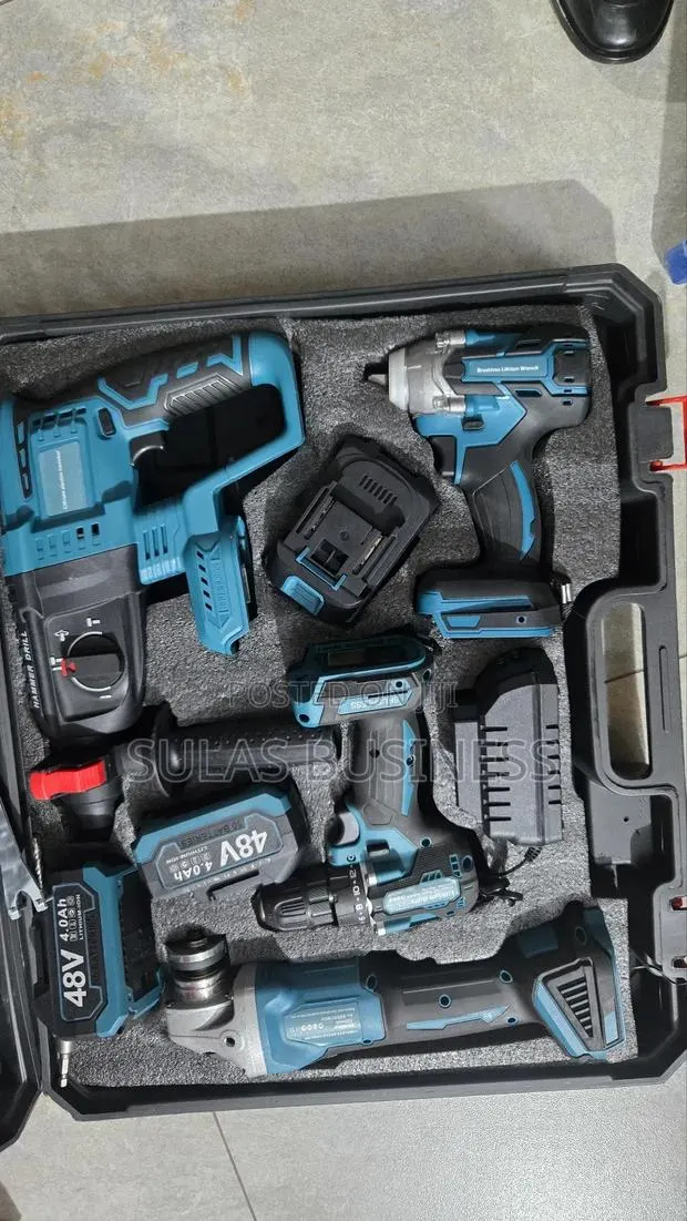 Set of 4 Tools · Photo 1