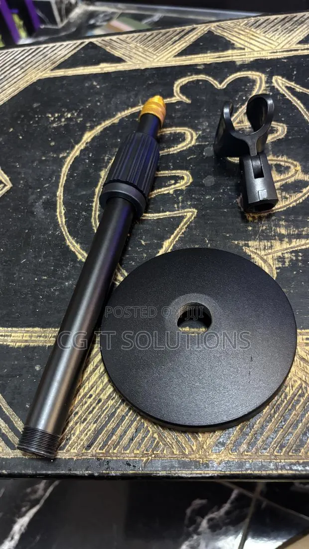 Desktop Microphone Stand · Photo 6