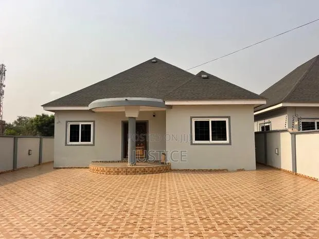 3bdrm House in Ogbojo, Boundary Road Area for rent · Photo 1