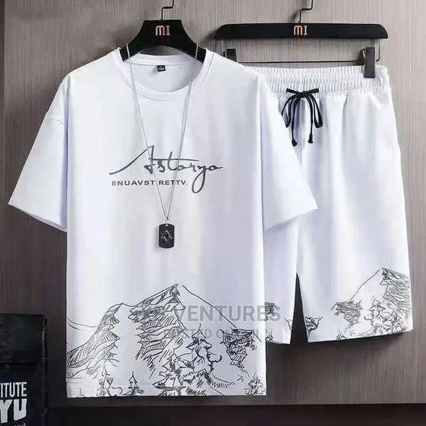 Men T-Shirts With Shorts · Photo 1