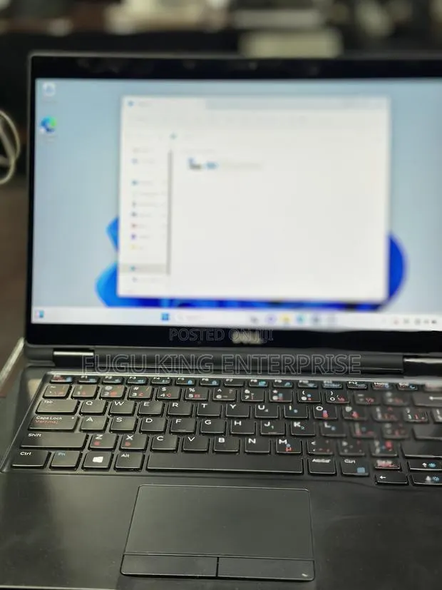Laptop Dell Latitude 7390 8GB Intel Core I5 SSD 256GB · Photo 1