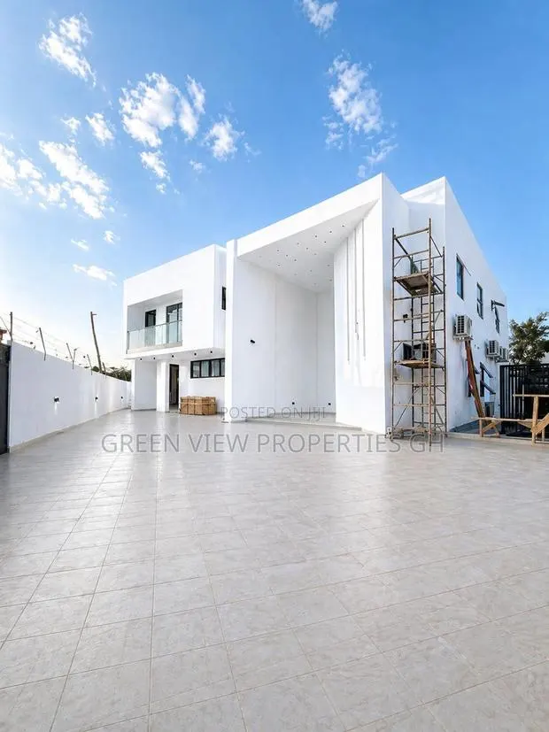 4bdrm Maisonette in Adjiriganor for sale · Photo 1