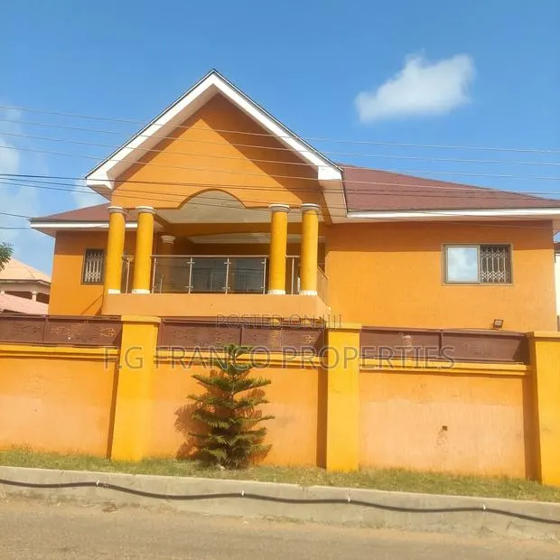 6bdrm House in Kg Franco Properties, Airport Residential Area for rent · Photo 1