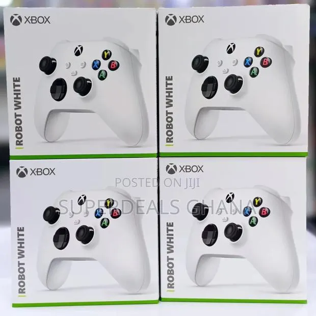 Xbox Series Xs Controller Robot White · Photo 1