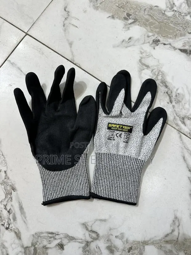 Safety Cut-Resistant Work Gloves · Photo 1