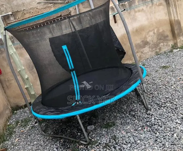 8ft Trampoline · Photo 1