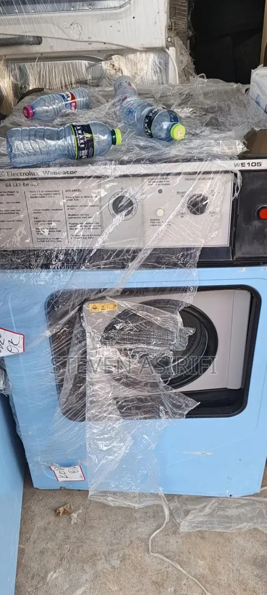 Industrial Washing Machines · Photo 1