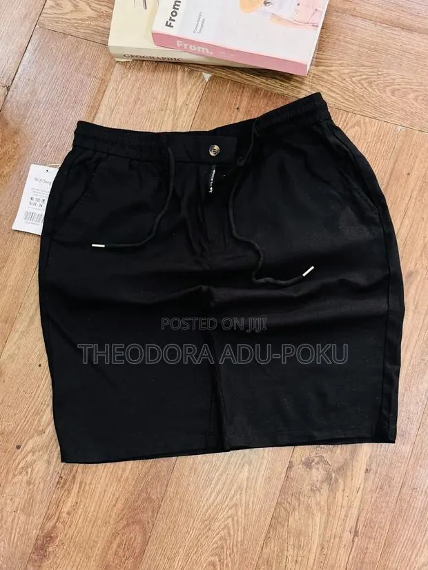 Men Quality Linen Shorts · Photo 1