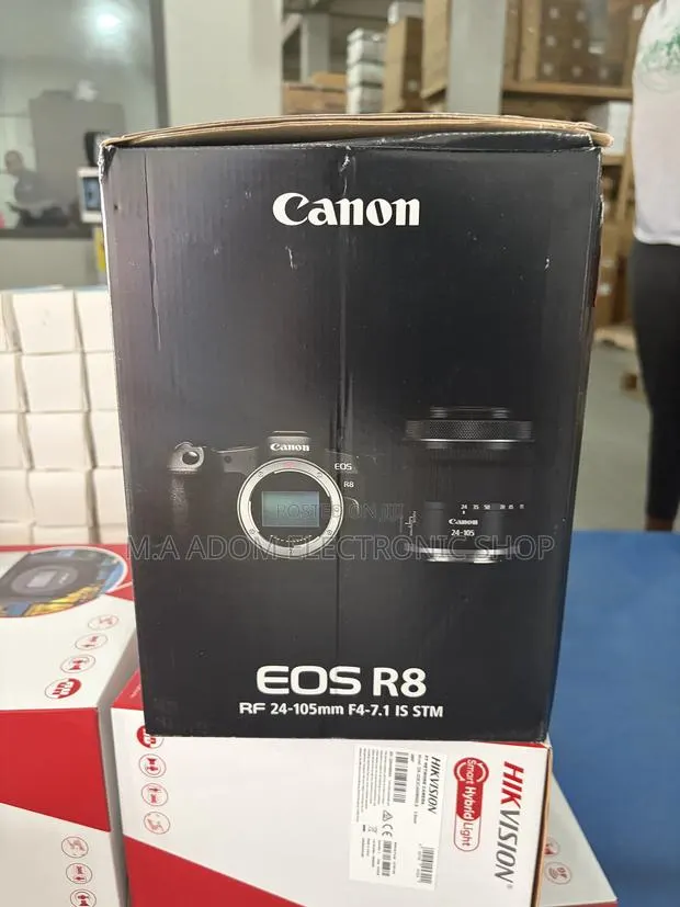 Canon Eos R8 Mirrorless Camera With 24-105 STM Lens · Photo 2