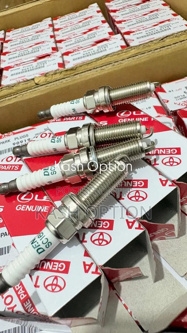 Original Toyota Spark Plugs Corolla Camry RAV4 Yaris Vitz OEM Iridium · Photo 1