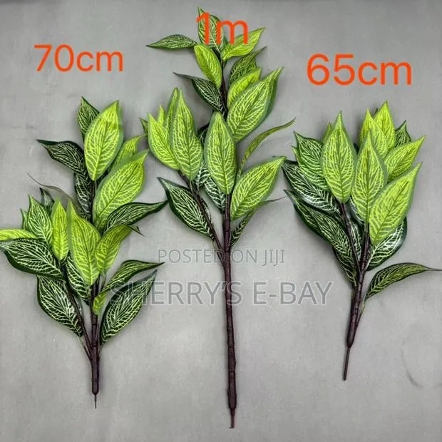 Artificial Plants · Photo 4