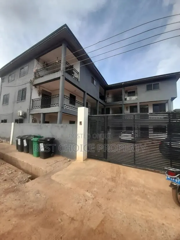 2 Bedrooms Apartments Available at Lakeside for Rent · Photo 1