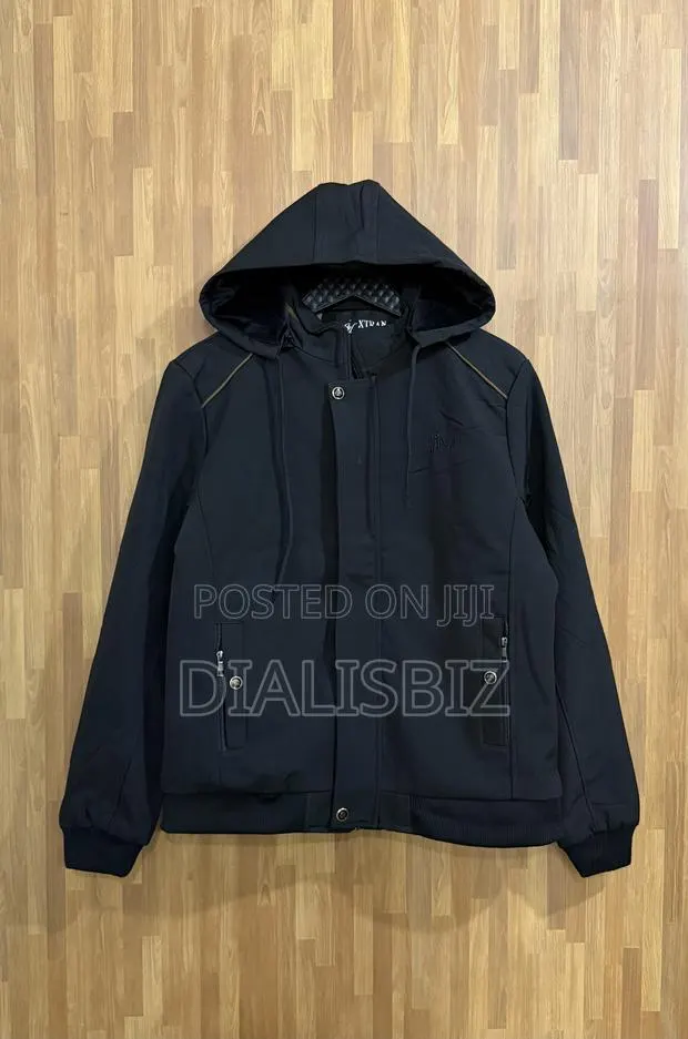 New Hooded Jackets With Fur Lining · Photo 1