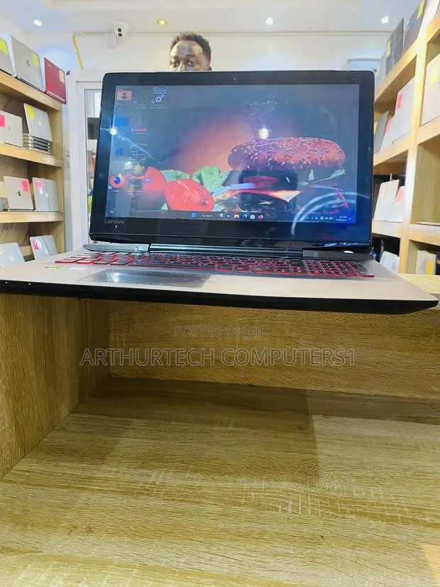 Lenovo Legion Y7000P IRX9 Gaming Laptop 16GB Intel Core I5 SSD 256GB · Photo 1