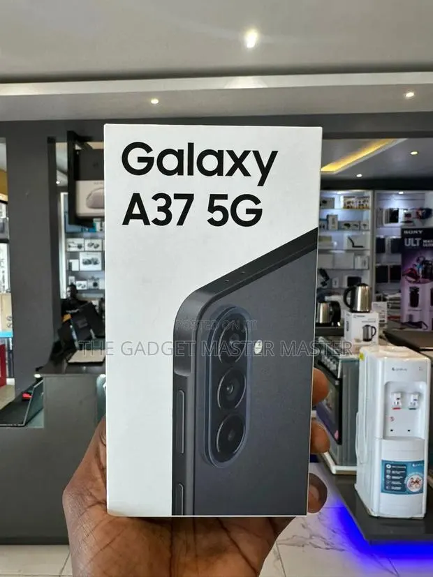 New Samsung Galaxy A37 128 GB · Photo 1