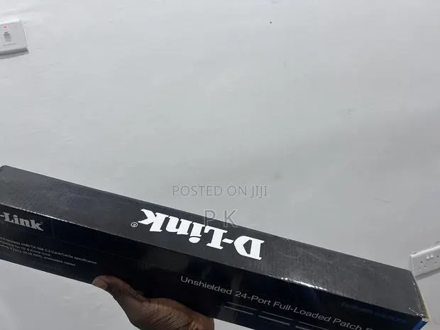 D-Link 24-Port Full-Loaded Patch Panel · Photo 1