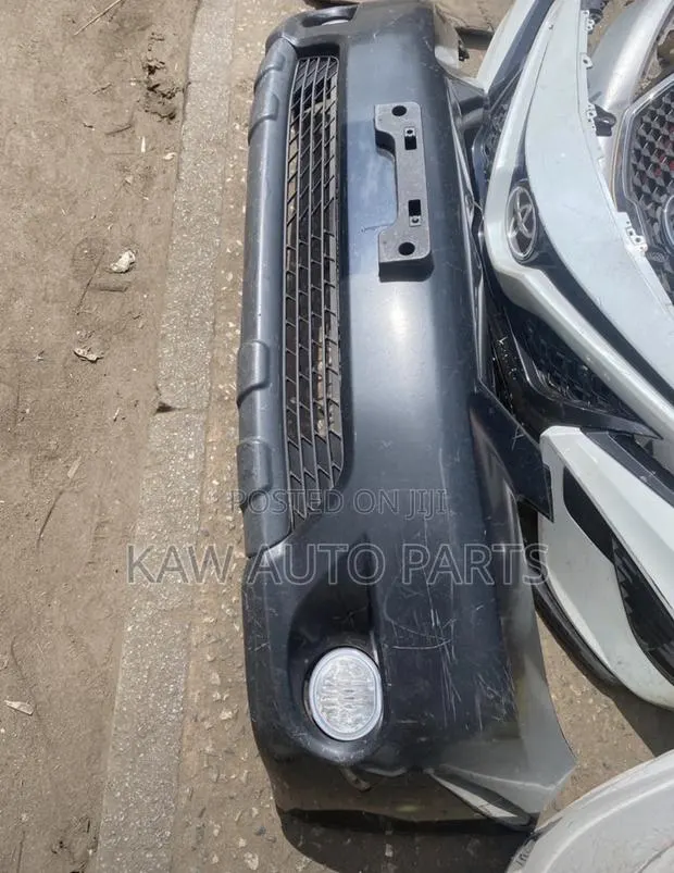 2009,2010,2011,2012 Front Bumper for Toyota Matrix · Photo 1