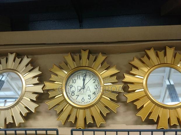 Wall Clocks · Photo 2