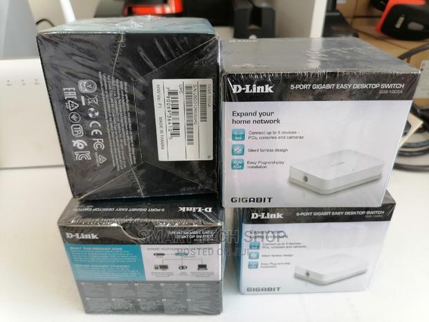 D-Link's 5-Port Gigabit Easy Desktop Switch · Photo 3