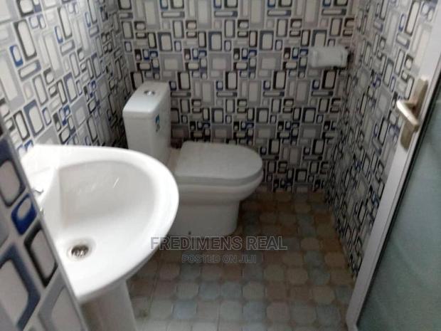 3bdrm House in Fredimens Real, Kumasi Metropolitan for Sale · Photo 4