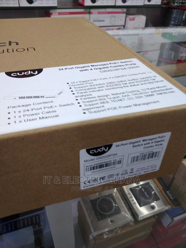 24 Port Layer Managed Gigabit Poe Switch · Photo 5