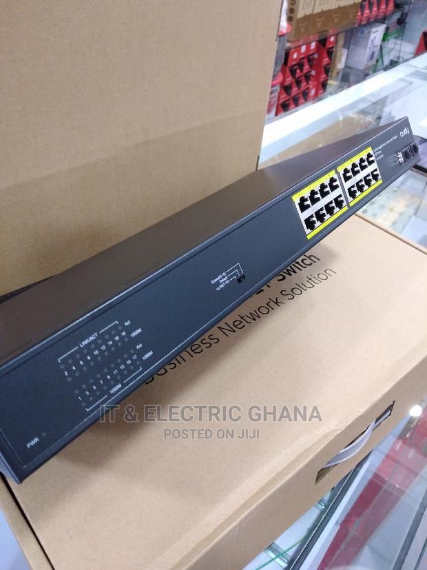 Cudy 16port Gigabit Poe Switch With 2 SFP · Photo 3