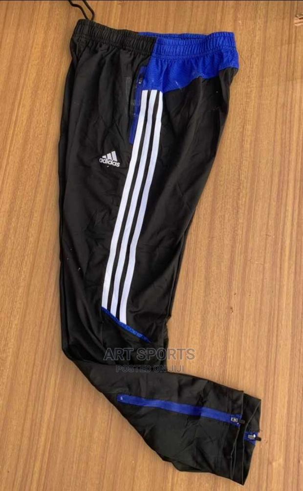 Adidas Joggers · Photo 1