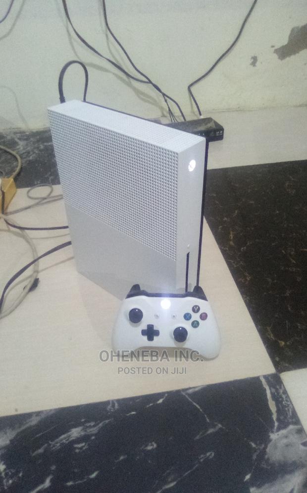 Xbox One S With 10 Games Installed + 1pad · Photo 8