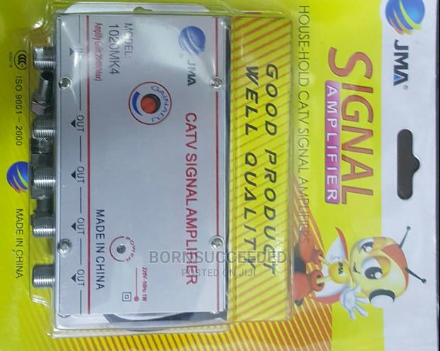 Catv 4 Way Signal Amplifiers · Photo 2
