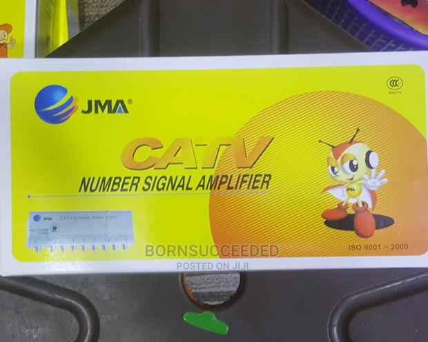 Catv 8 Way Signal Amplifiers · Photo 1