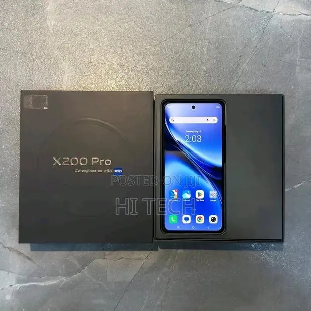 New Vivo X200 Pro 1 TB Black · Photo 1