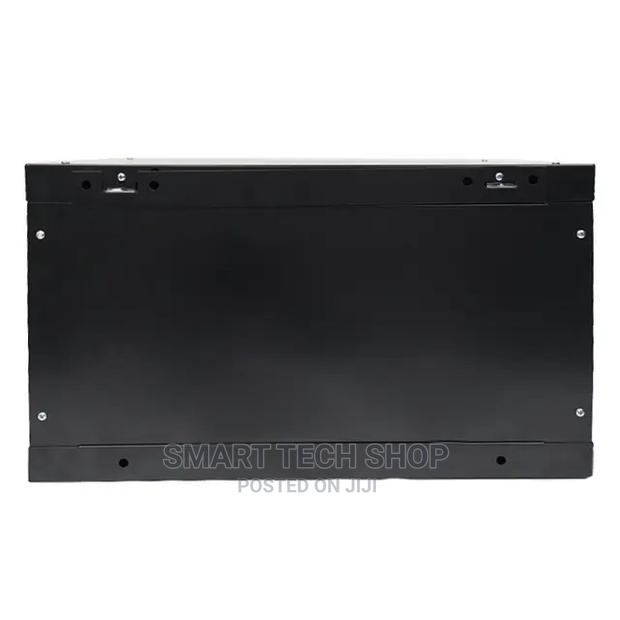 6 U Wall Mount Rack. Very High Quality Anti Rust With Key · Photo 3
