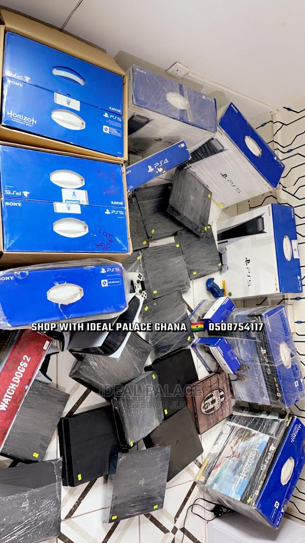 Brand New and Uk Used Playstations · Photo 1