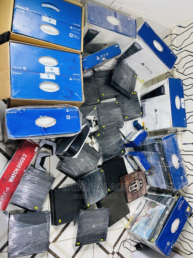 Brand New and Uk Used Playstations · Photo 4