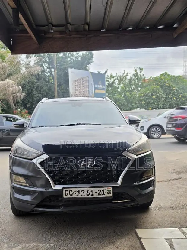 Hyundai Tucson Value AWD 2019 Black · Photo 1