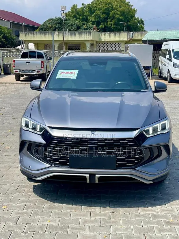 BYD Song Pro DM-i 2023 Gray · Photo 1