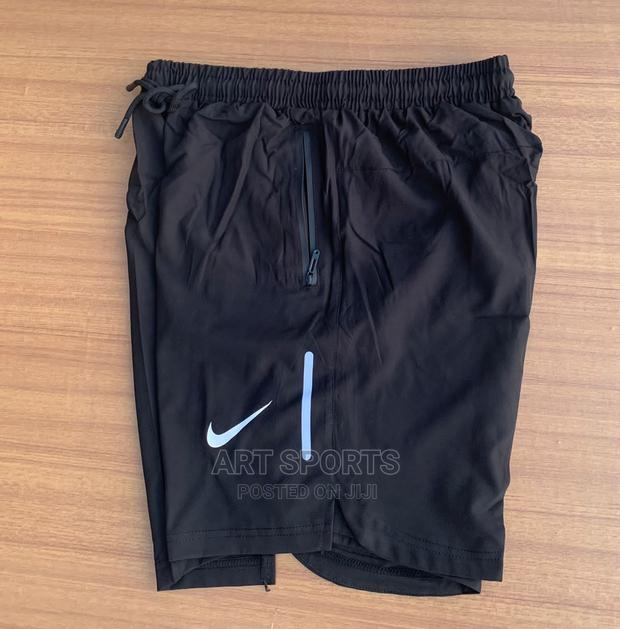 Nike Shorts · Photo 2