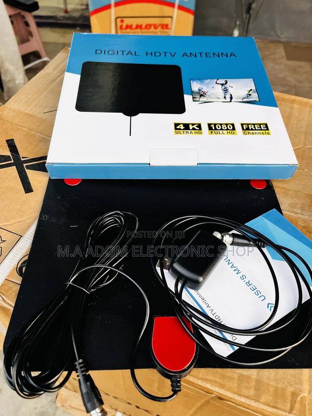 Digital /HD Indoor Antenna With Power Booster · Photo 1