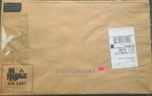 New Laptop Dell Alienware M17 R5 32GB AMD Ryzen SSD 1T · Photo 3