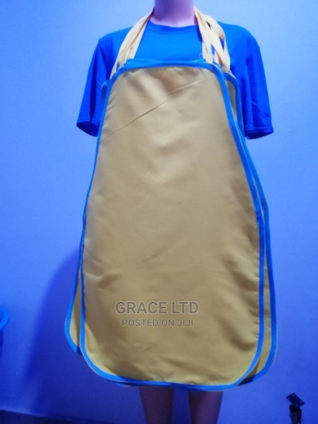 Plain Apron · Photo 3