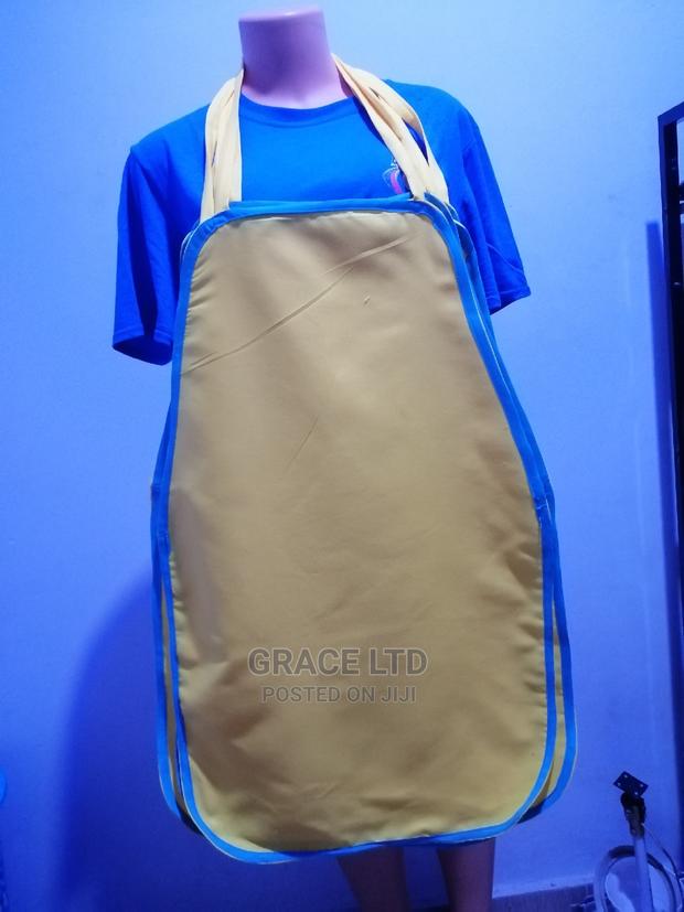 Plain Apron · Photo 2