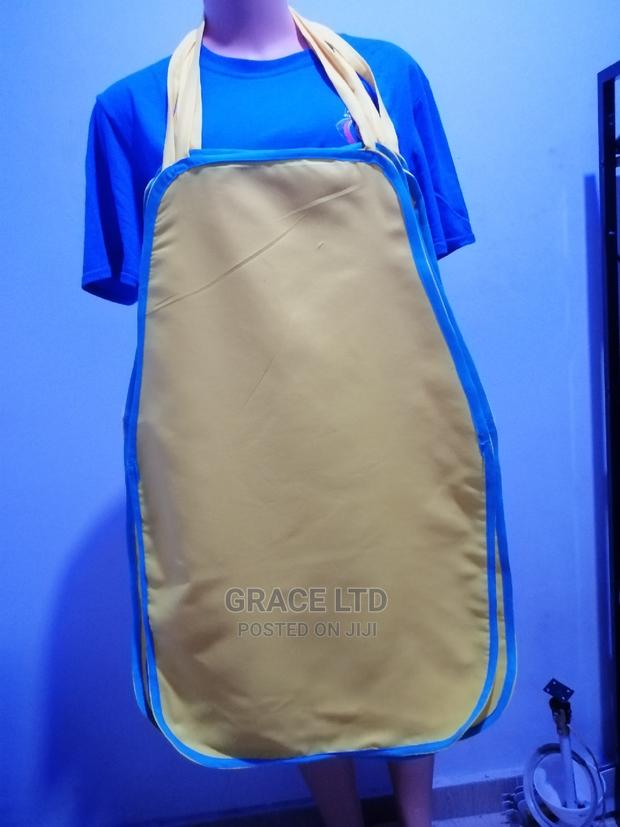 Plain Apron · Photo 1