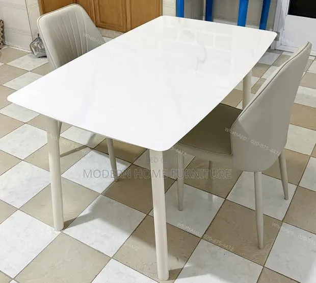 4-Seater Dining Set || Imported | Only 1 Set! · Photo 1