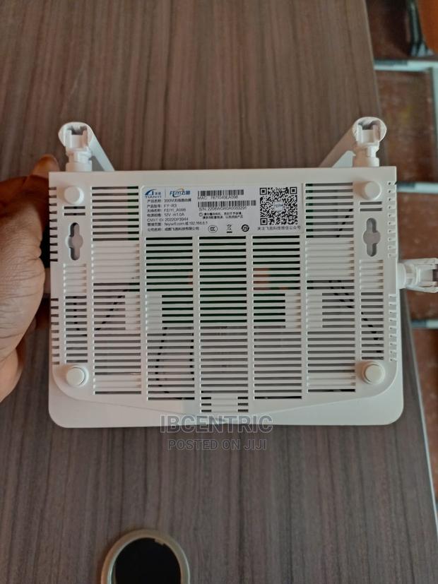 Feiyi A098 Router · Photo 4