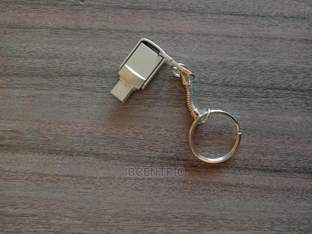 Lenovo 2T 2 In 1 Flash Drive · Photo 3