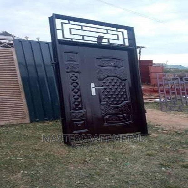 Modern Metal Gate | Quality Main Entrance Gate for Sale · Photo 1